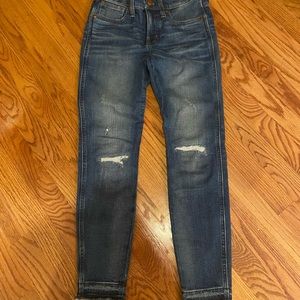 Madewell skinny jeans 9” high rise blue distressed sz 26 Petite